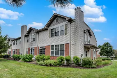 24039 Walnut Circle, Plainfield, IL 60585 - Photo 3