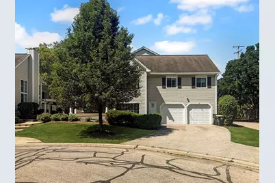 6412 Fremont Drive #6412, Hanover Park, IL 60133 - Photo 1