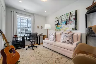 257 E Delaware Pl, Chicago, IL 60611 - Photo 33
