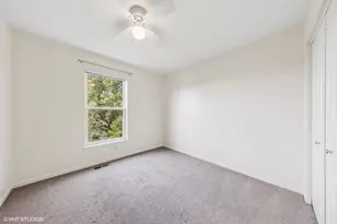7 Edgebrook Ct, Algonquin, IL 60102 - Photo 13