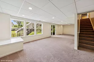 7 Edgebrook Ct, Algonquin, IL 60102 - Photo 15