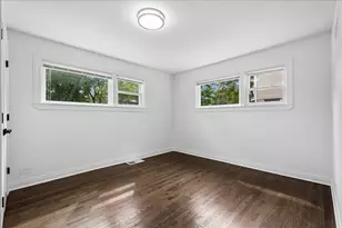 2272 Asbury Rd, Northbrook, IL 60062 - Photo 13