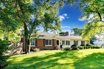 800 Hunter Road, Glenview, IL 60025 - Photo 1