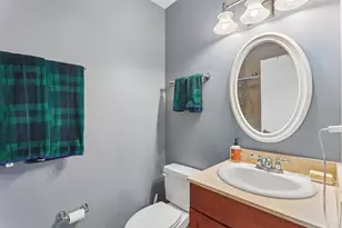 3550 W Montrose Ave, Chicago, IL 60618 - Photo 19