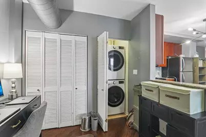 3550 W Montrose Avenue #506, Chicago, IL 60618 - Photo 11