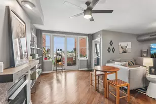 3550 W Montrose Ave, Chicago, IL 60618 - Photo 5