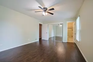 1410 Huntington Dr, Mundelein, IL 60060 - Photo 15