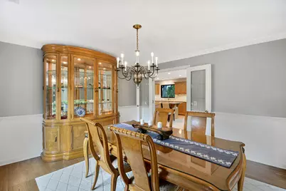 5 Bruce Circle N, Hawthorn Woods, IL 60047 - Photo 9