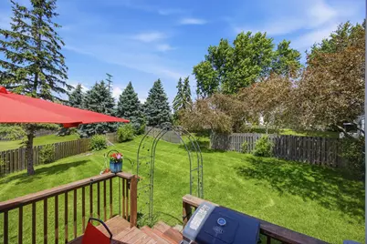 9 Tenneyson Court, Lake in the Hills, IL 60156 - Photo 37
