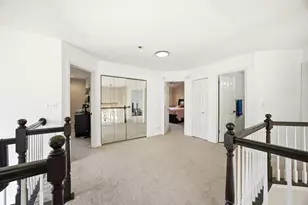 9 Tenneyson Ct, Lake in the Hills, IL 60156 - Photo 19