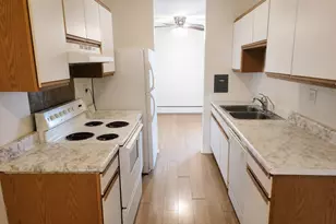 1810 Hemlock Pl, Schaumburg, IL 60173 - Photo 3