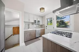 1798 Howard Ave, Des Plaines, IL 60018 - Photo 3
