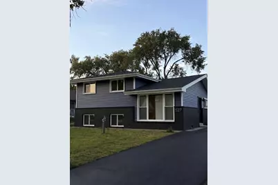 527 W 16th Place, Chicago Heights, IL 60411 - Photo 1