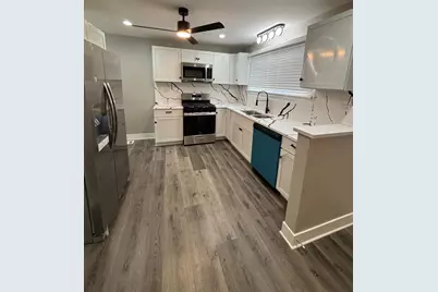 527 W 16th Place, Chicago Heights, IL 60411 - Photo 9