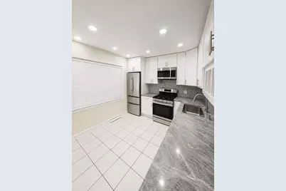 4718 Church Street #D, Skokie, IL 60076 - Photo 5