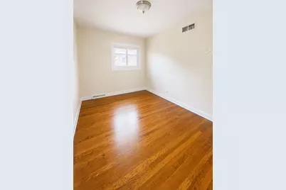 4718 Church Street #D, Skokie, IL 60076 - Photo 7