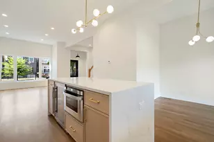 3534 W Le Moyne St, Chicago, IL 60651 - Photo 13