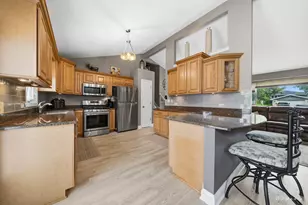 16352 Rowley Ln, Lockport, IL 60441 - Photo 15