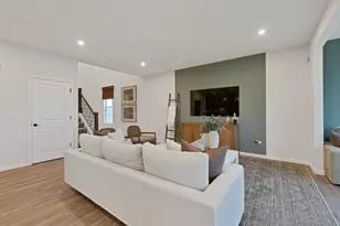 2312 Spur Rd, Naperville, IL 60564 - Photo 7