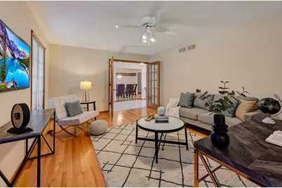 220 Rosewood Court, Westmont, IL 60559 - Photo 5