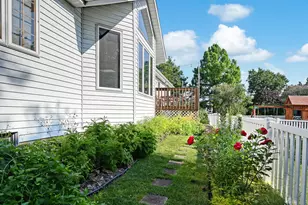220 Rosewood Ct, Westmont, IL 60559 - Photo 25