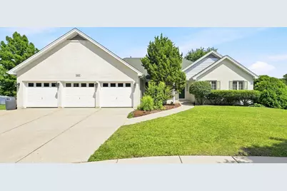 220 Rosewood Court, Westmont, IL 60559 - Photo 1