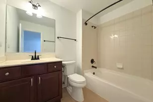 2715 Blakely Ln, Naperville, IL 60540 - Photo 17