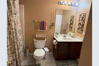 587 Saddlebrook Lane, Vernon Hills, IL 60061 - Photo 17
