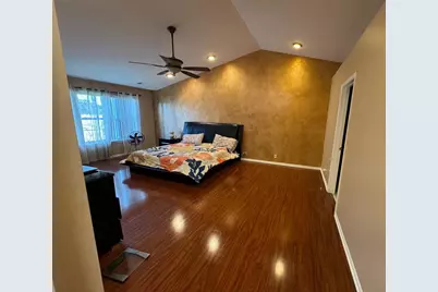 587 Saddlebrook Lane, Vernon Hills, IL 60061 - Photo 11
