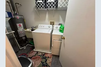 587 Saddlebrook Lane, Vernon Hills, IL 60061 - Photo 19