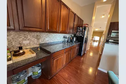 587 Saddlebrook Lane, Vernon Hills, IL 60061 - Photo 7