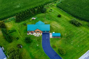 5 Corbett Dr, Watseka, IL 60970 - Photo 7