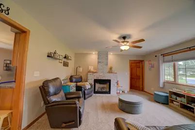 5 Corbett Drive, Watseka, IL 60970 - Photo 15