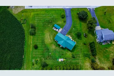 5 Corbett Drive, Watseka, IL 60970 - Photo 13
