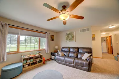 5 Corbett Drive, Watseka, IL 60970 - Photo 17