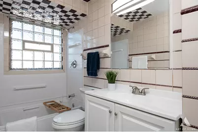 14024 S Saginaw Avenue S, Burnham, IL 60633 - Photo 13