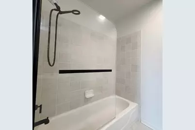 1089 Ellsworth Drive, Grayslake, IL 60030 - Photo 15