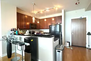 1901 S Calumet Ave, Chicago, IL 60616 - Photo 7