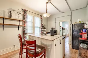 358 Bent St, Elgin, IL 60120 - Photo 9