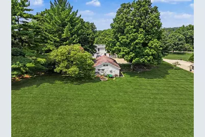 9000 Wolf Road, Burr Ridge, IL 60527 - Photo 3