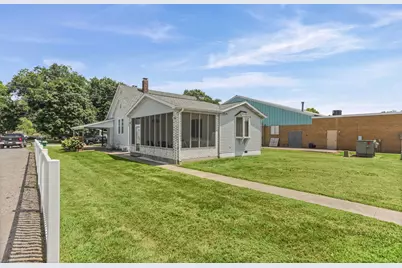 851 11th Street, Carlyle, IL 62231 - Photo 7