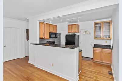 2514 W North Shore Avenue #1, Chicago, IL 60645 - Photo 5