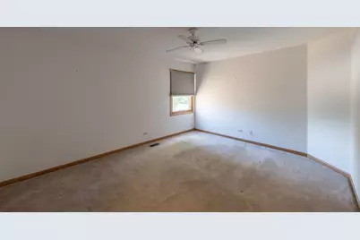 80 Kingsport Drive, South Elgin, IL 60177 - Photo 13