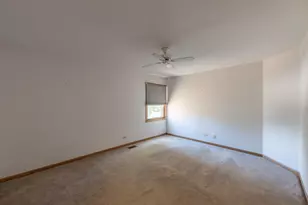 80 Kingsport Dr, South Elgin, IL 60177 - Photo 13