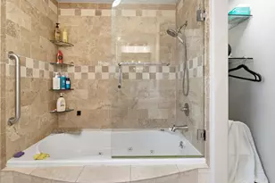 4125 Ruby St, Schiller Park, IL 60176 - Photo 11