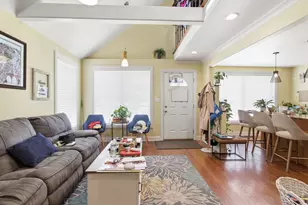 4125 Ruby St, Schiller Park, IL 60176 - Photo 3