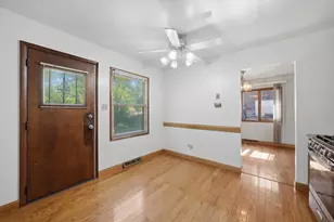 4050 Violet Ln, Matteson, IL 60443 - Photo 3