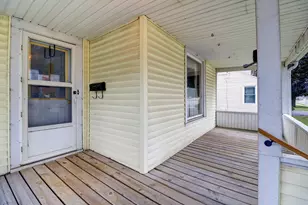 1019 Palmyra St, Dixon, IL 61021 - Photo 7