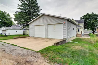 1019 Palmyra Street, Dixon, IL 61021 - Photo 3