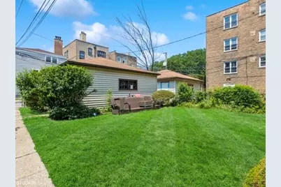 134 Callan Avenue #2, Evanston, IL 60202 - Photo 11